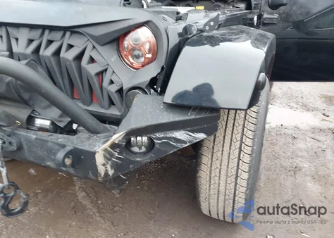 2013 Jeep Wrangler Unlimited Sahara from USA, damaged, VIN 1C4BJWEG1DL619547